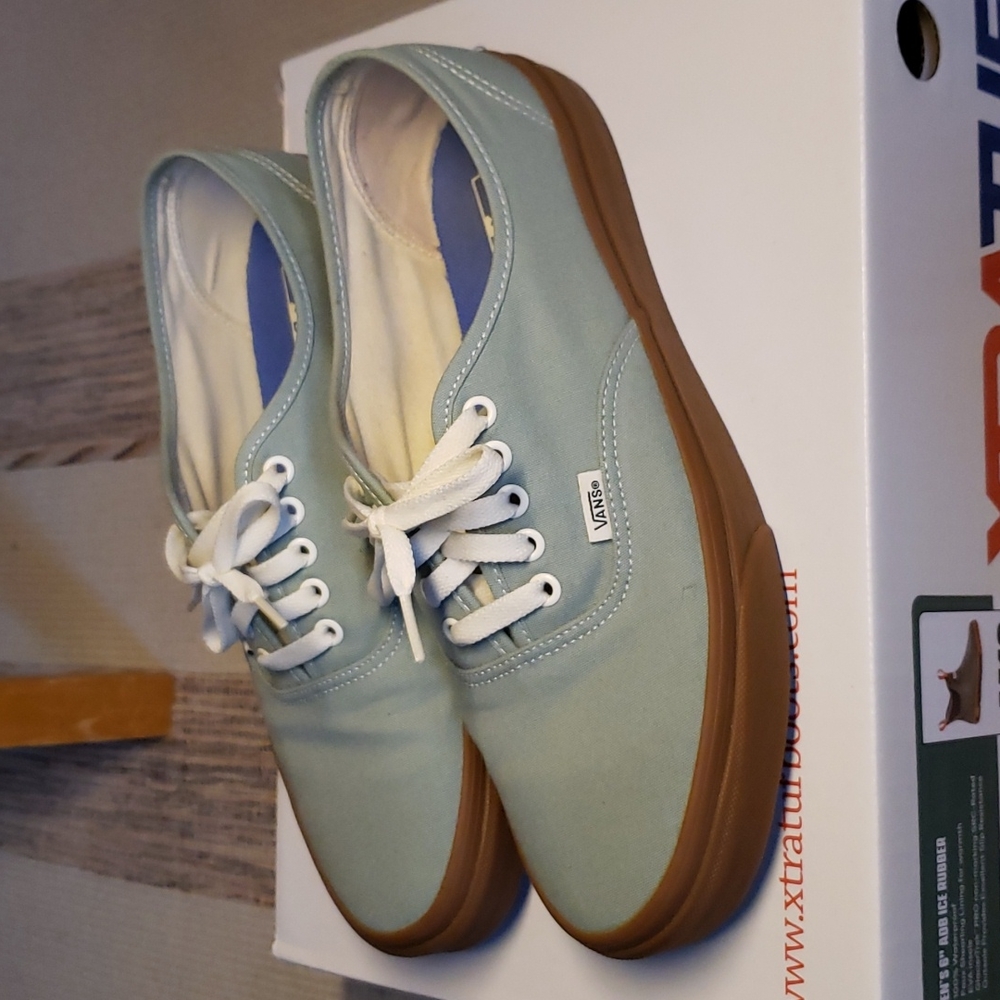 Vans Authentic Size 10.5 Green with Gum Sole Worn Once!